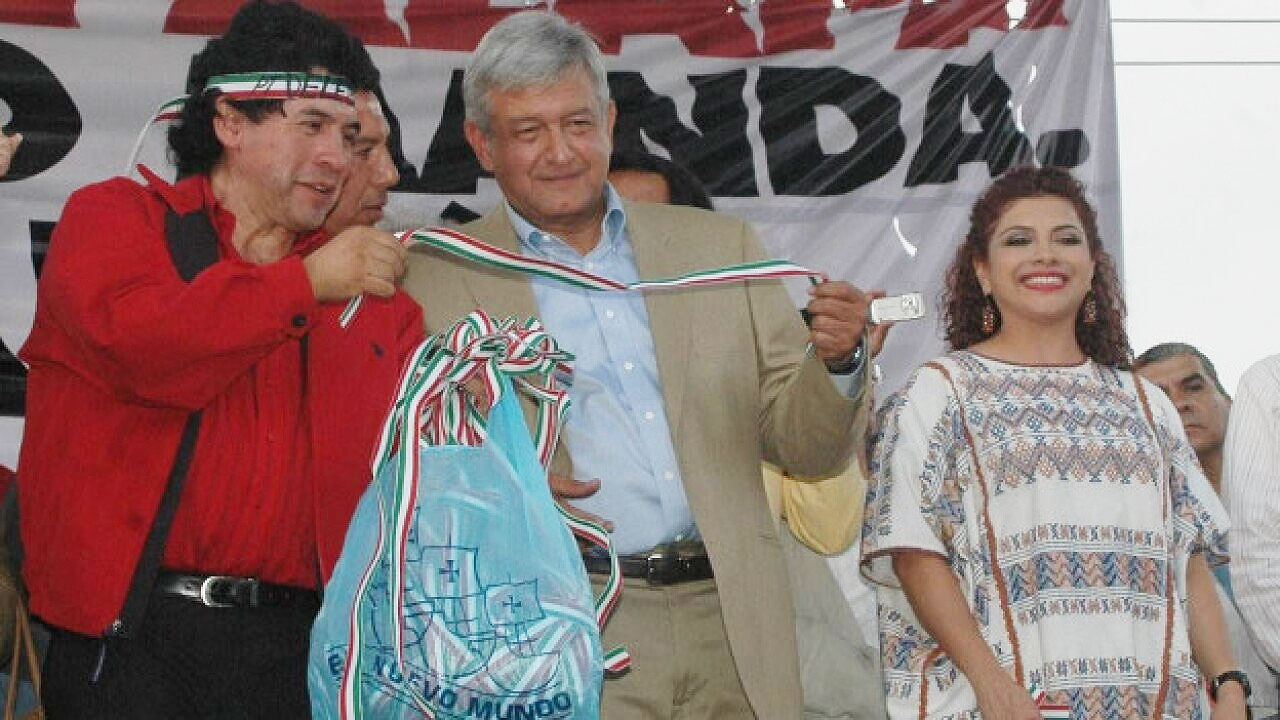 Juanito, AMLO y Clara Brugada