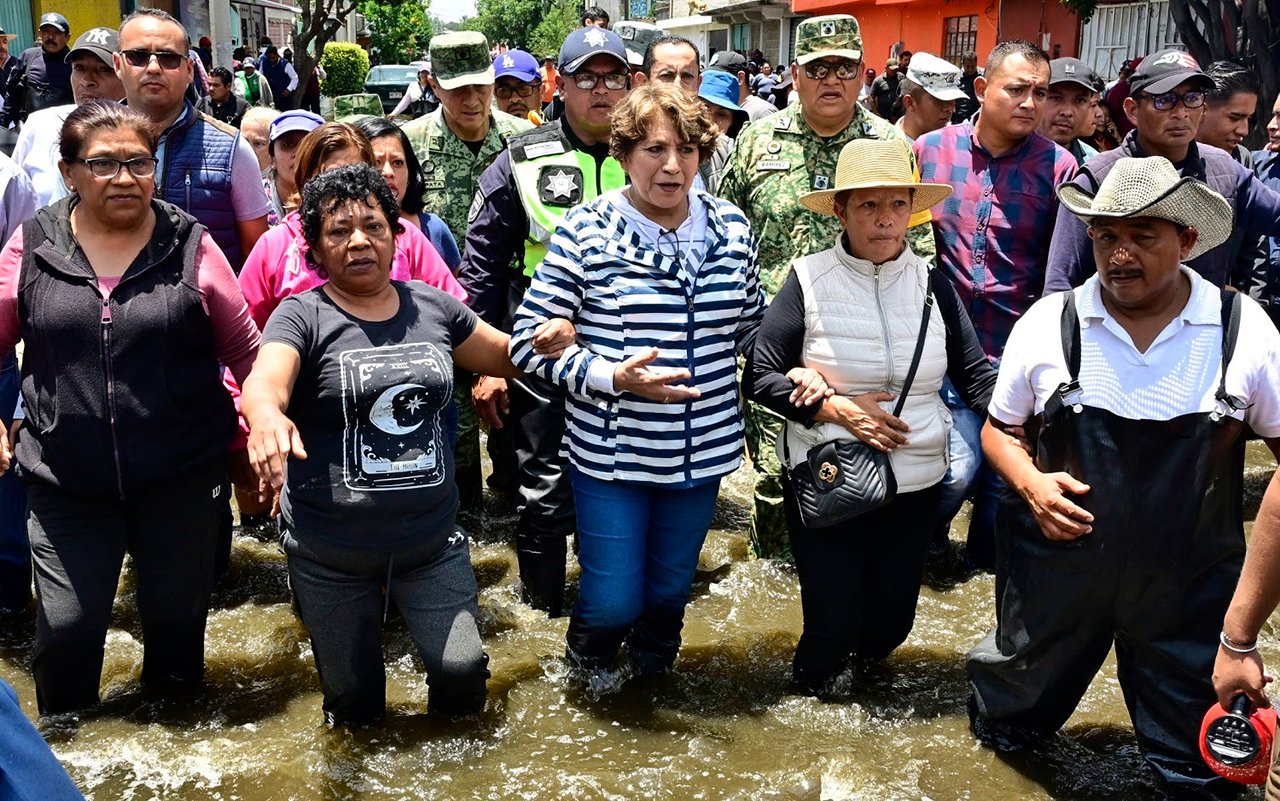 Inundación en Chalco deja damnificados