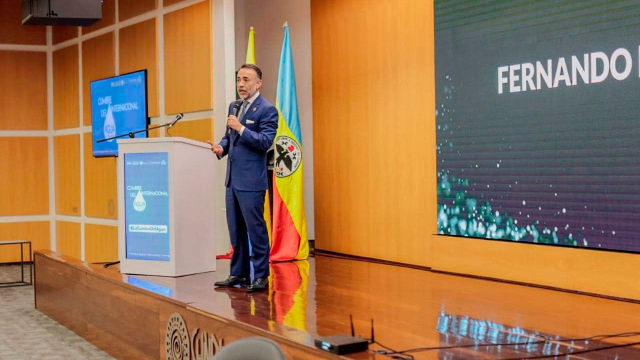 Fernando Flores en la Cumbre Internacional del Agua