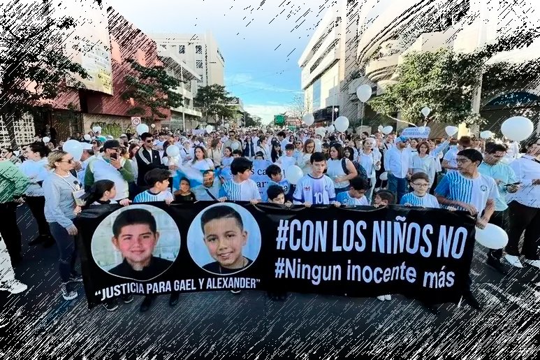 Protestan en Sinaloa por el asesinato de dos niños. Llaman Narcogobierno al de Rocha Moya