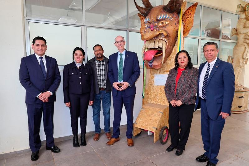 El rector conoció en su visita al plantel Tenancingo de UAEMéx, el proyecto cultural y artístico “Los Diablos de Yauhtli”